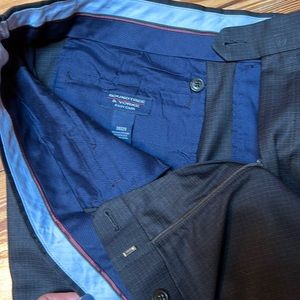 Roundtree & York dress slacks 28x29 Black